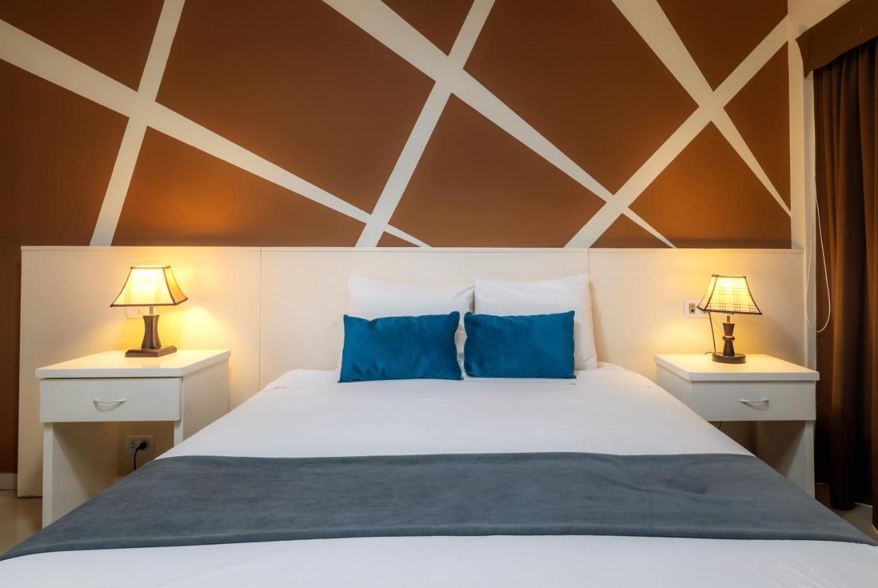 Hotel Country Trujillo Encalada Exteriér fotografie