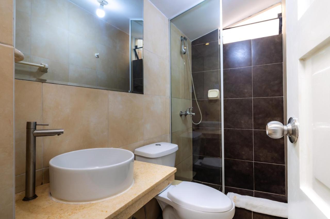 Hotel Country Trujillo Encalada Exteriér fotografie