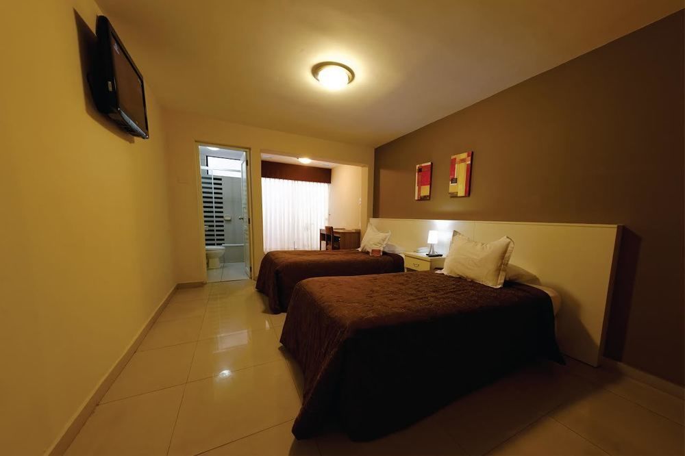 Hotel Country Trujillo Encalada Exteriér fotografie